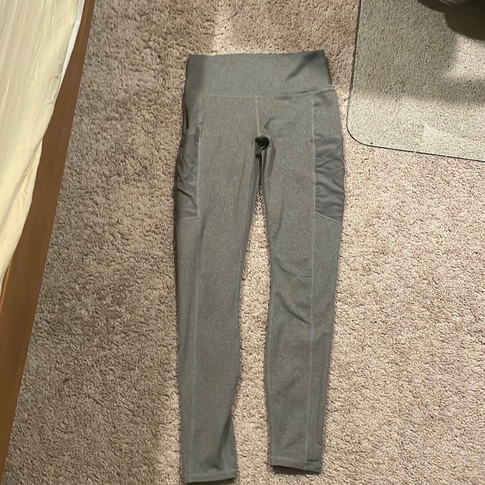 Fabletics High Waisted Gray Leggings, Size XS